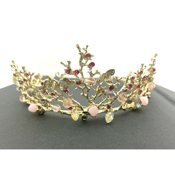 Light Pink Beaded Rhinestone Gold Tone Metal Tiara Crown NEW Elegant - Picture 8 of 9